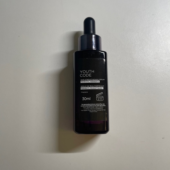 Loreal Paris Revitalift Youth Code Skin Barrier Face Serum 30ml - Picture 2 of 3